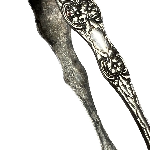 T.H. Marthinsen Tongs E.P.N.S. Norway Plated 4 1/2” Sugar Cube Claw Floral - Picture 5 of 7
